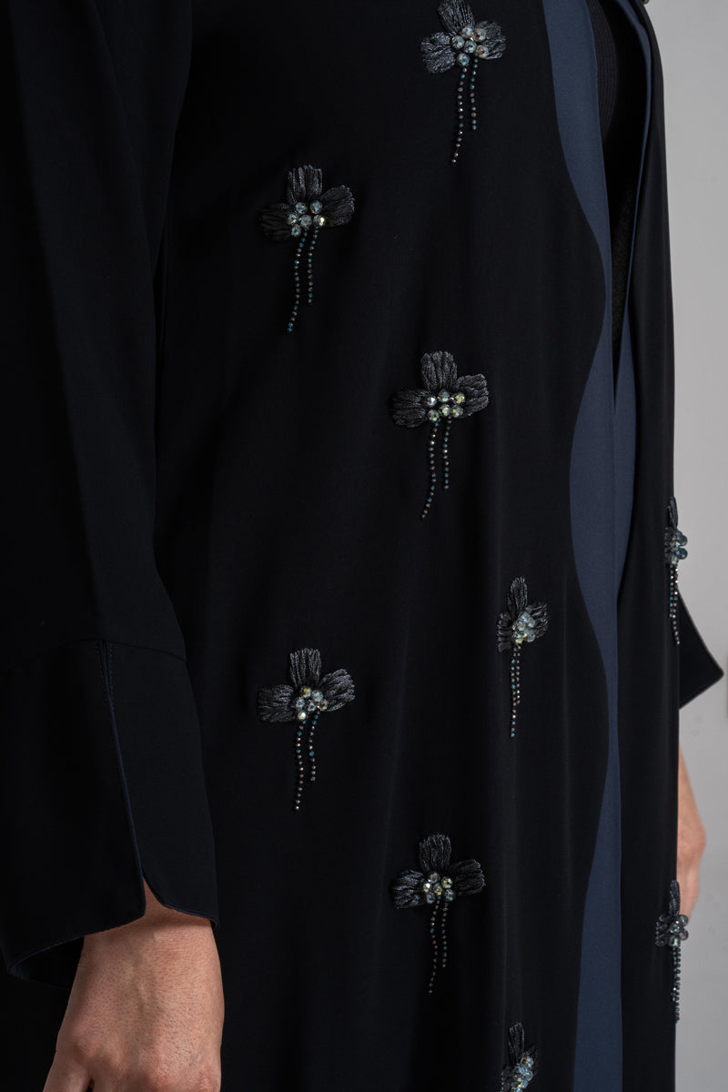 NY-48 - BLACK ABAYA WITH SILVER HIGHLIGHTS AND HANDWORK (CUBRA)