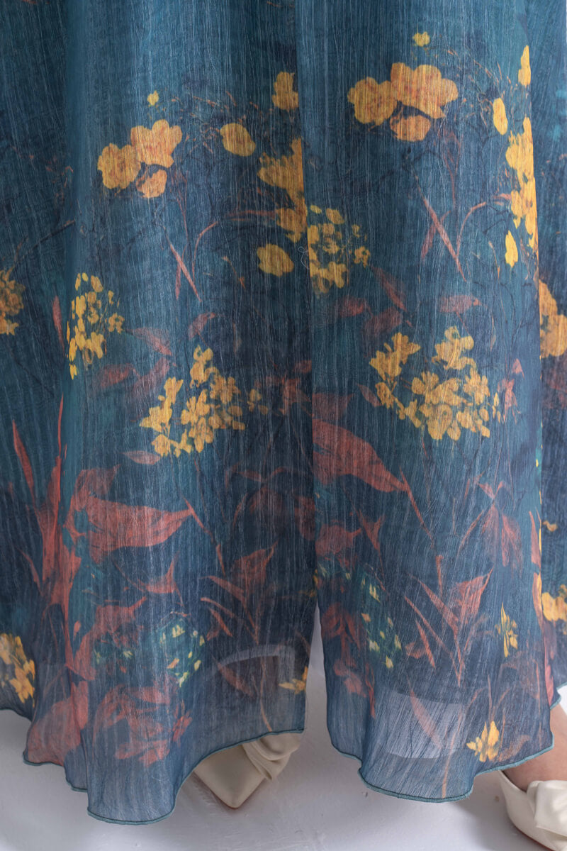 NY-19 - NATURE PRINT ABAYA WITH BLUE SHEILA