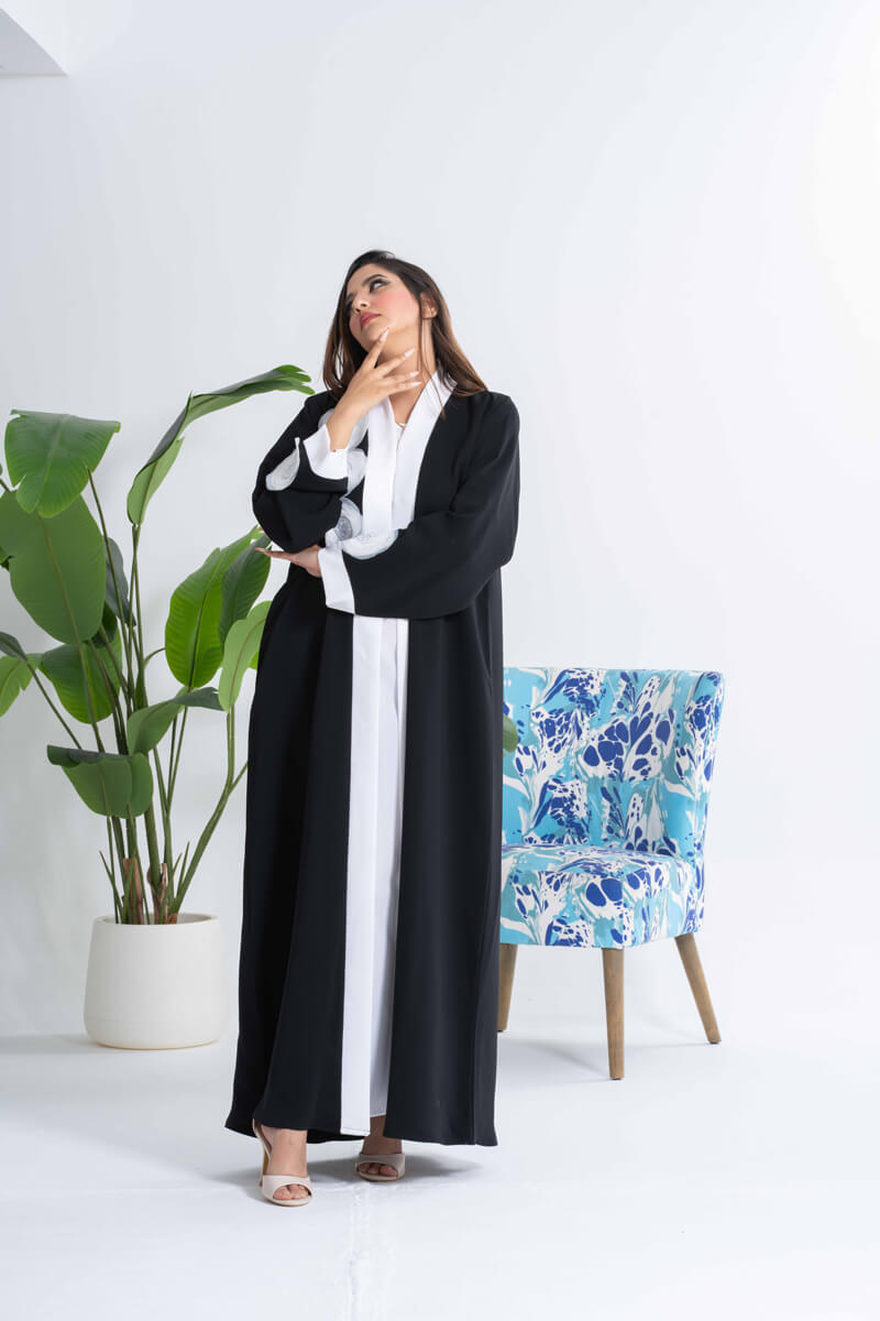 NY-25 - BLACK ABAYA WITH WHITE HAND CRAFTED FLOWERS (BARBIE)