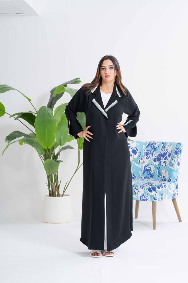 NY-39 - BLACK ABAYA WITH UNIQUE COLLAR AND STITCH HANDWORK (CUBA)