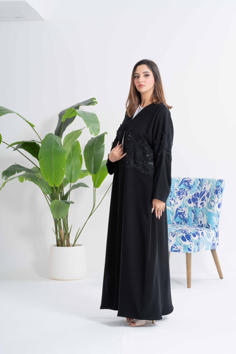 NY-42 - BLACK ABAYA WITH HANDWORK IN THE MIDDLE (BARBIE)